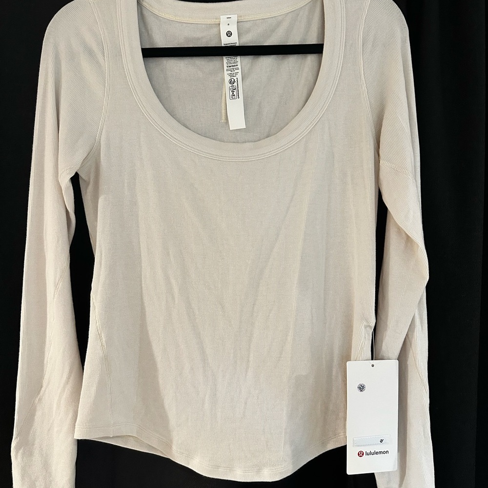 lululemon athletica Off-White Long Sleeve Top